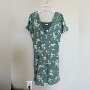 NWT Abercrombie & Fitch Dress Sz Small